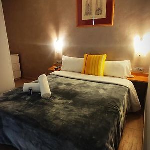 Budget Kamer met een King Size Bed